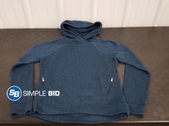 Lot 58-41264 - BOYS! Old Navy Active wear hooded sweatshirt - SIZE XXL - in good condition