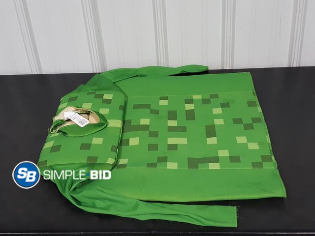 Lot 58-32709 - Minecraft Kid's Costume - Size L - Appears Unworn