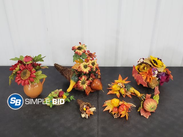 Lot 58-80087 - Lot of FALL Flower Decor with Acorn (fake flowers)