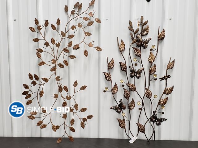 Lot 58-83572 - Lot of (2) Metal Leaves Wall Decor