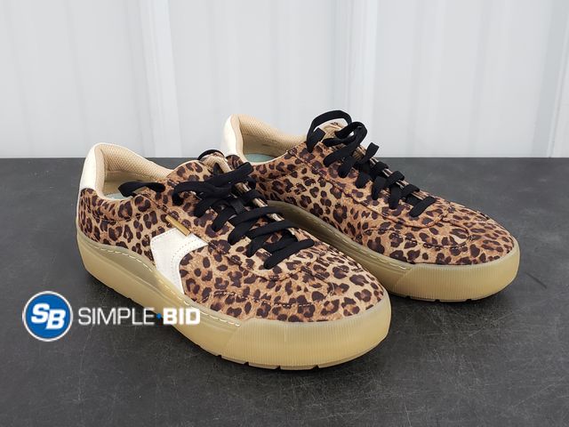 Lot 58-56859 - Dr. Scholl's Shoes - Leapord Print - Size 10W - Light Use