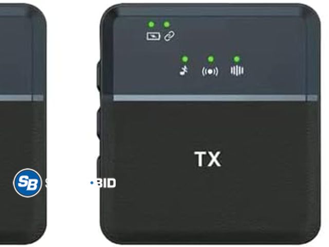 Lot 58-36962 - New SX8 Lavalier Microphone for iPhone (1 Receiver + 2 Transmitters) Ultra-Long Life HD Radio for Do...