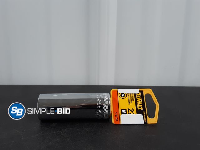 Lot 58-36438 - New Dewalt Deep Socket 22mm 1/2" DR