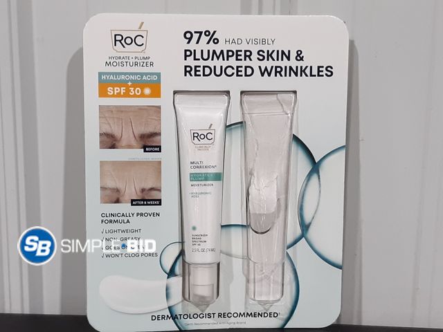 Lot 58-17826 - New ROC multi Correxion Hydrate + Plump Moisturizer 2.5 fl oz