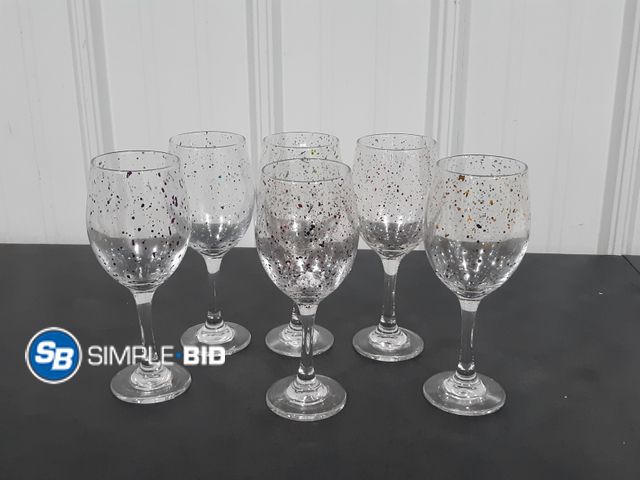 Lot 58-32654 - Lot of (6) Decorative Wine Glasses