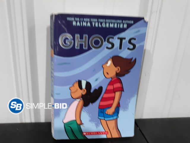 Lot 58-28221 - GHOSTS! paperback book (comic style) - used but in good condition