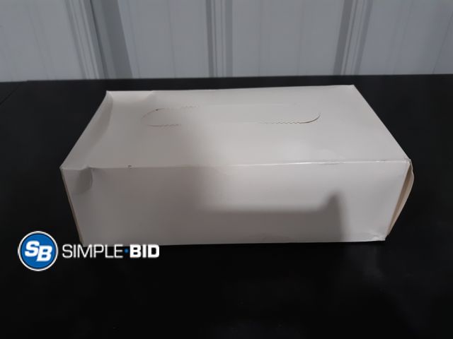 Lot 58-29506 - Disposable Vinyl Gloves - 100 Qty - Size Large