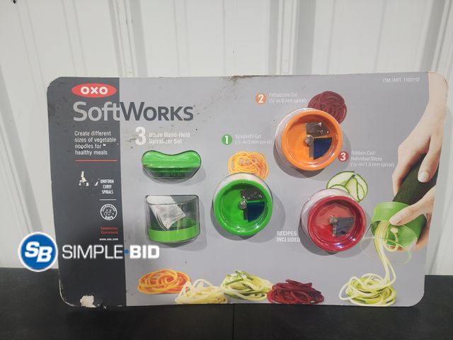 Lot 58-34542 - OXO Softworks 3 Blade hand held spiralizer set - appears unopened