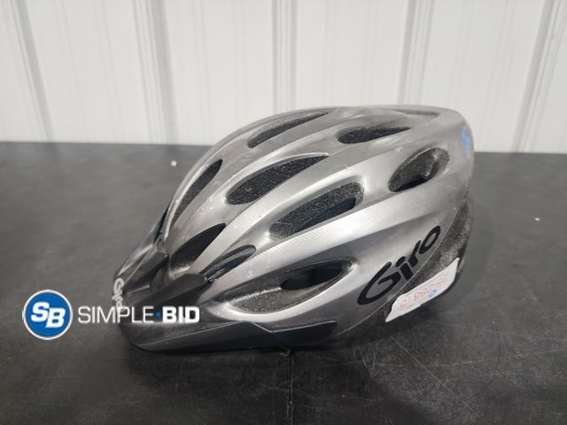 Lot 58-28815 - Giro Bicycle Helmet - light use