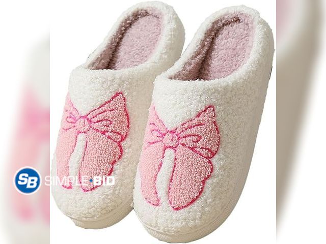 Lot 58-21881 - New Women's  Retro Colorful  Slippers Plush Warm House Slippers,Casual Home Shoes Soft Plush Slip-on...
