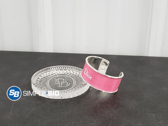 Lot 58-67833 - Dior Bracelet with Glass Display Plate