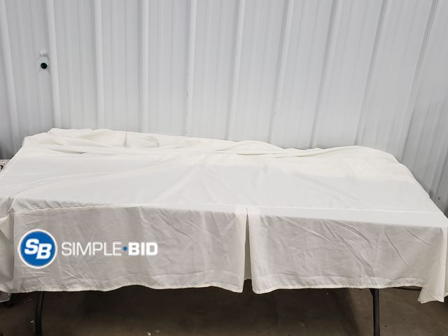 Lot 58-75822 - White Bed Skirt, Queen Size - Appears Unused /Out of Package