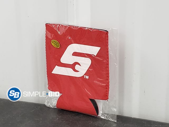 Lot 58-83524 - Snap On Can Cooler