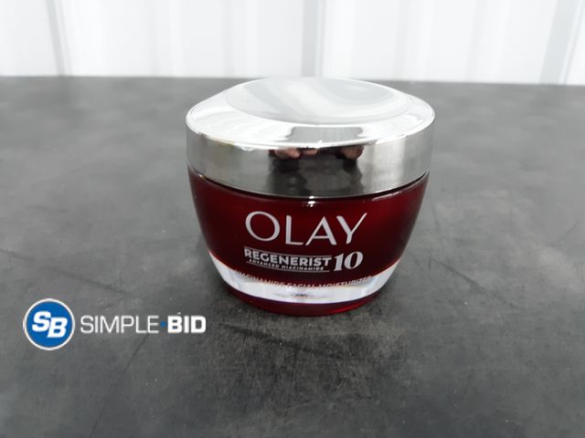 Lot 58-68500 - New OLAY! Regenerist 10 Multiotasking Anti-Aging Facial Moisturizer