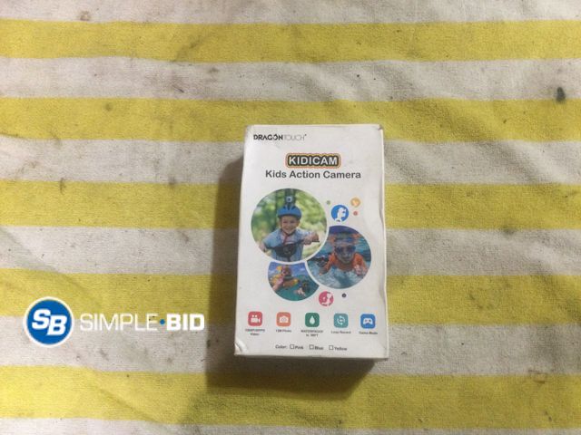 Lot 58-37920 - Dragon touch kidicam Kids Action Camera 1080/30fps 
12m photo 
waterproof to 98ft
has game mode