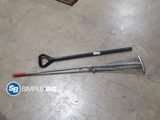 Lot 58-27806 - Lot of (2) - Rake 7 Shovel Handle