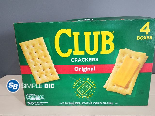 Lot 58-26007 - CLUB! crackers - 3 boxes - best by 1/26