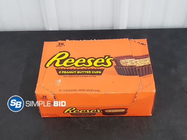 Lot 58-68853 - Lot of (28) Reese's 2 Pack Peanut Butter Cups