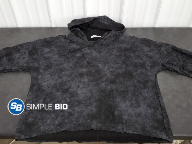 Lot 58-67732 - Women's lightweight hoodie SIZE XXL - appears unworn