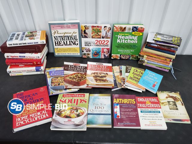Lot 58-80208 - Lot of Recipe Books and Reading Books - Variety of styles - used but in good condition