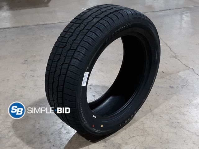 Lot 58-35204 - New Crossmax CHTS-1 Highway 235/55R18 100V SUV/Crossover Tire