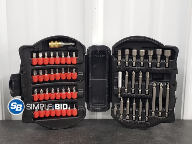 Lot 58-59708 - Craftsmen Drive Bit set and sockets - appears unused