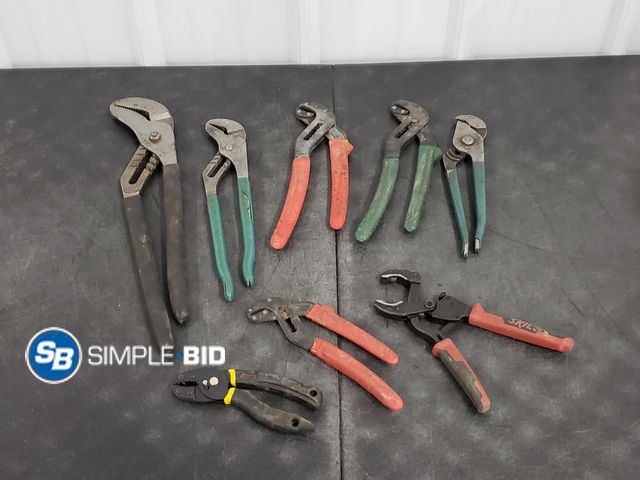 Lot 58-58809 - Lot of (8) Adjustable Pliers - Various Sizes Channel lock &amp; Others