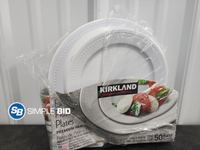 Lot 58-50181 - Kirkland Elegant Plastic Plates 50 count - open package - mostly full