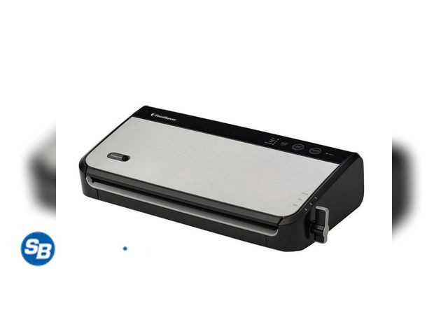 Lot 58-21596 - FoodSaver Vacuum Sealing System - tested to power on - no further testing