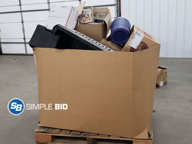 Lot 58-41699 - Gaylord Full of Unclaimed Merchandise - variety of items, and Conditions, some could be unused/Damag...