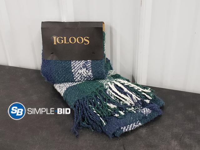 Lot 58-59406 - Igloos Green and Blue Plaid Scarf - Appears Unused