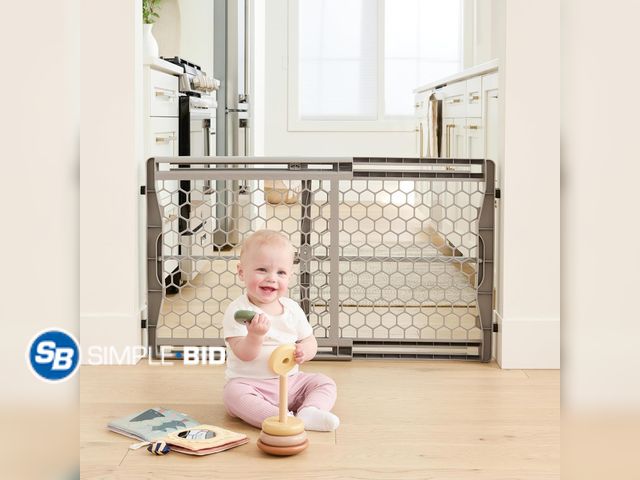 Lot 58-41802 - New Regalo Safety 26”-42" Extra Wide Baby Gate for Doorways &amp; Bottom of Stairs, Pressure Mount S...