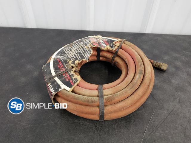 Lot 58-83535 - 25ft Paint Hose