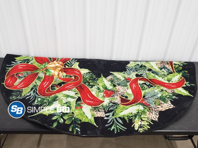 Lot 58-77629 - Artlines Rug - Christmas Decor
