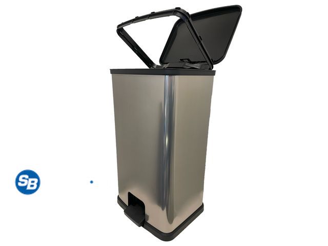 Lot 58-60541 - New Mainstays Kitchen Trash Can, 13.2 Gallon Plastic Step Garbage Bin with Lid, Silver
