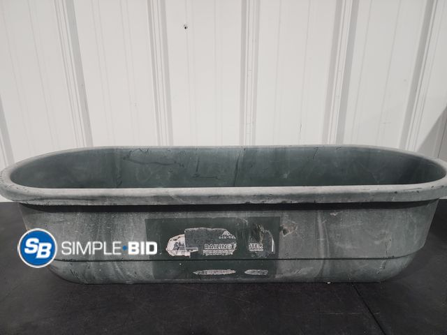 Lot 58-35033 - Plastic Planter Box