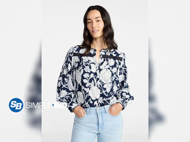 Lot 58-65568 - New Time and Tru Women's Lace Yoke Shirt with Long Sleeves  - SIZE L