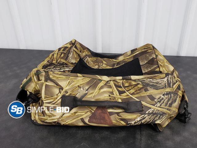 Lot 58-83957 - Ducks Unlimited Camo Bag - in good condition
