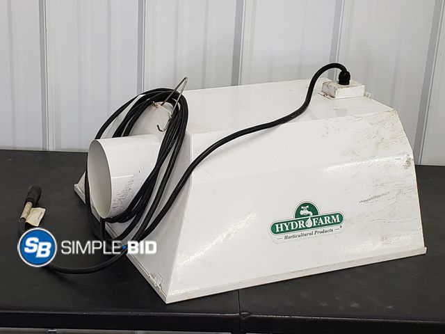 Lot 58-71865 - Hydrofarm light by Horticultural Products includes Bulb and cord - used but in good condition