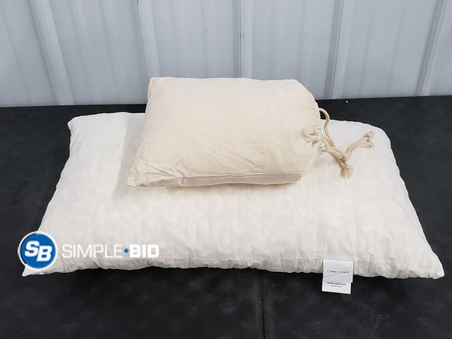 Lot 58-59548 - Cotton Colors Pillow with Extra Fill