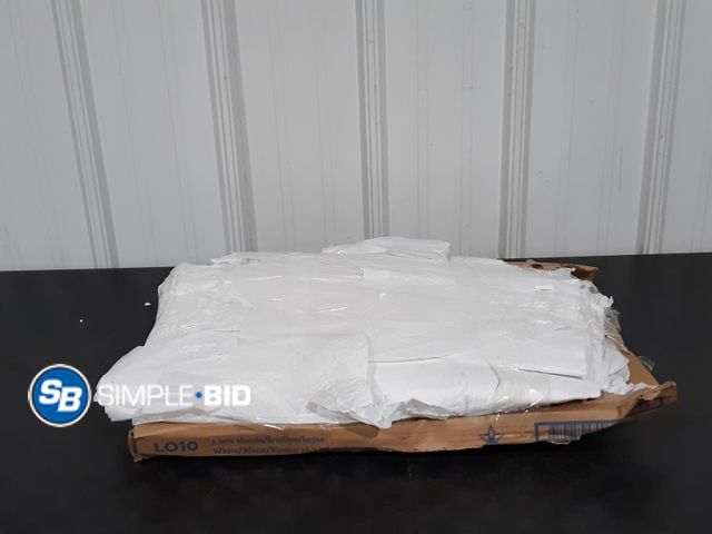 Lot 58-29196 - Georgia pacific 1000 sheets white paper - open box - appears unused