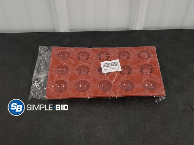 Lot 58-30835 - Lot of (2) Silicone Mold for Chocolate and more 15 Spaces Each