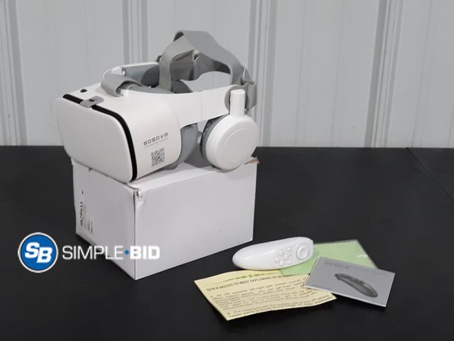 Lot 58-26430 - 3D VR Headset