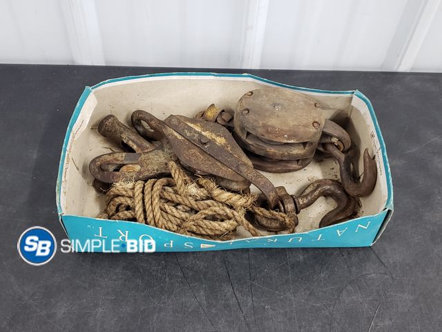 Lot 58-75115 - Misc Pully and Rope System