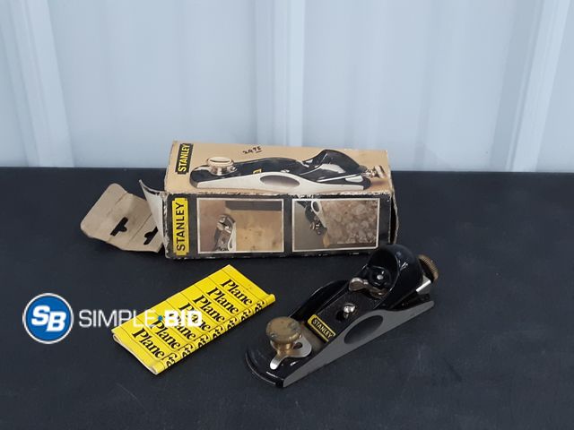 Lot 58-36035 - Stanley Hand Planer