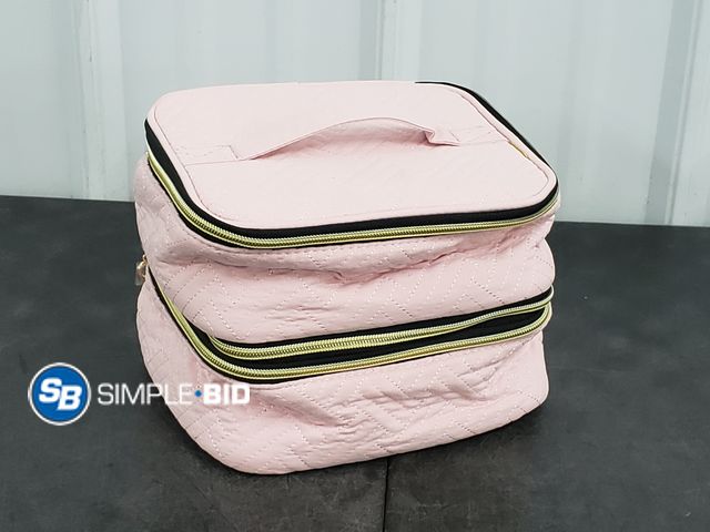 Lot 58-53866 - Pink zippered Nail Polish Holder Bag