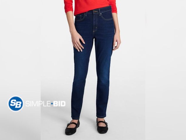 Lot 58-71201 - New Time and Tru Women's High Rise Skinny Jeans, 29" Inseam Regular, Size 14