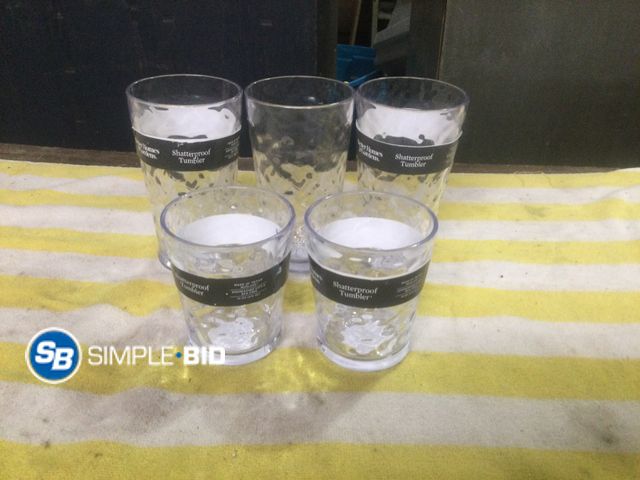 Lot 58-37931 - Lot of (5) Better Home and Garden Shatterproof Tumblers
(2) 14 oz
(3) 20 oz