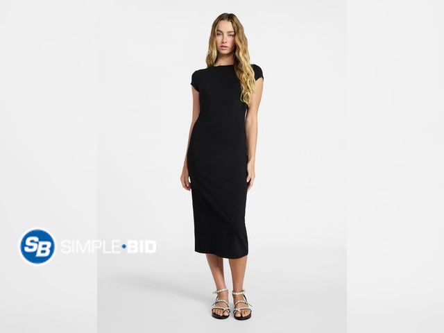 Lot 58-71403 - New No Boundaries Midi Dress with Cap Sleeves, Women's &amp; Women's Plus Size M