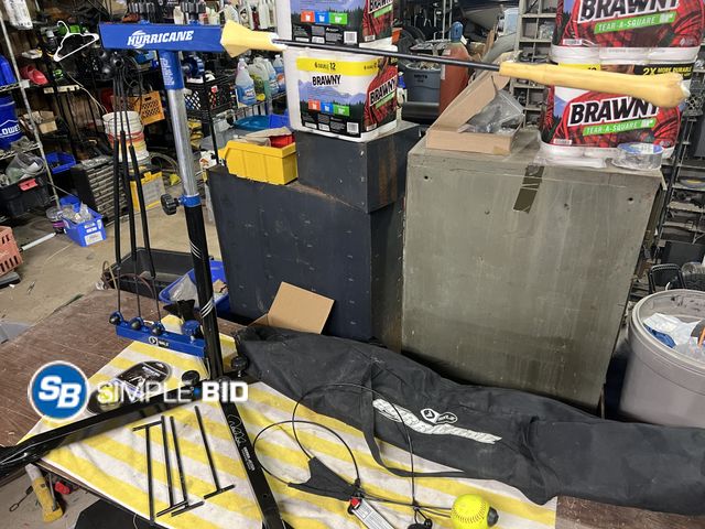 Lot 58-37974 - The Hurricane Category 4 maintains the snap-back action of the original Hurricane with a sleeker des...